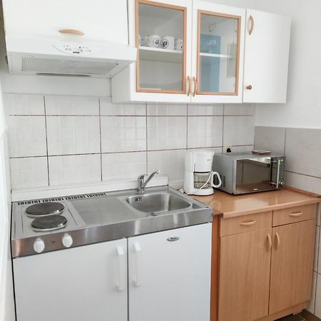 Apartments And Rooms Marica Makarska Rum bild