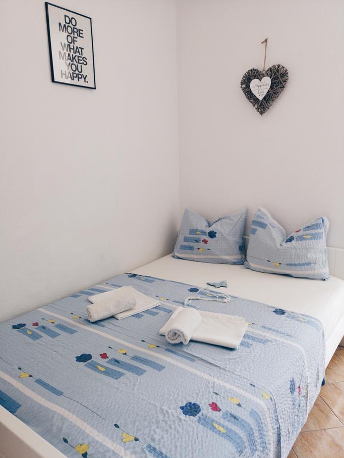 Apartments And Rooms Marica Makarska Exteriör bild
